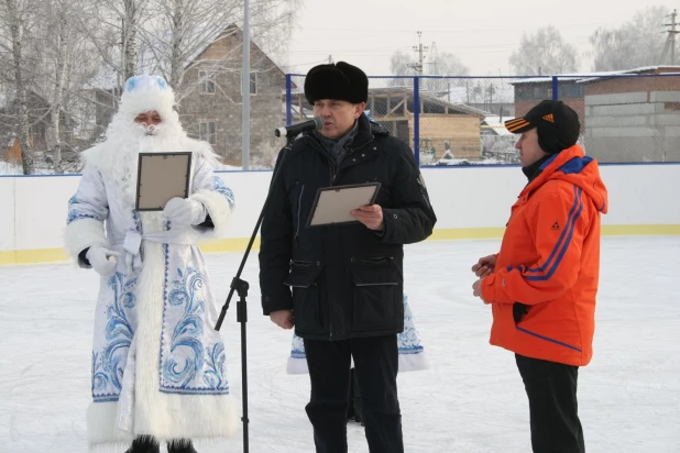 Открытие новой хоккейной площадки в Тальменке