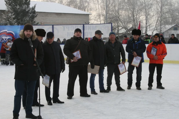 Открытие новой хоккейной площадки в Тальменке