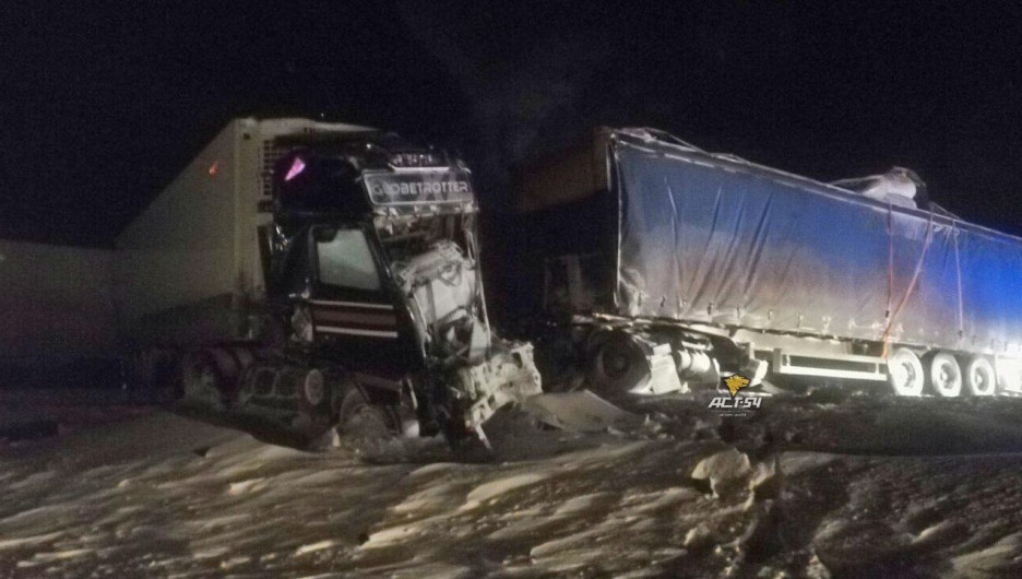 ДТП между Безменово и "Гранью Алтая" произошло в ночь на 28 декабря 2017 года.