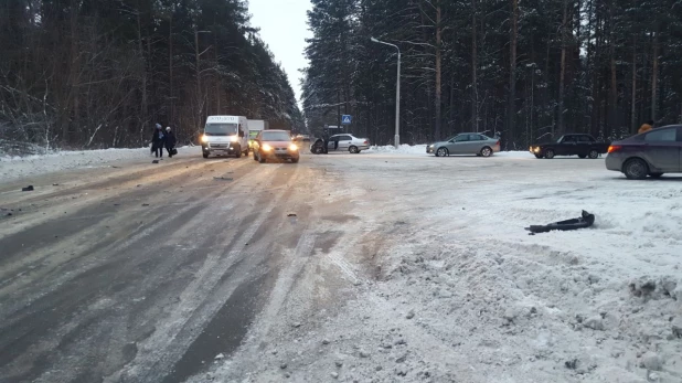 ДТП на Лесном тракте, 9 января 2018.