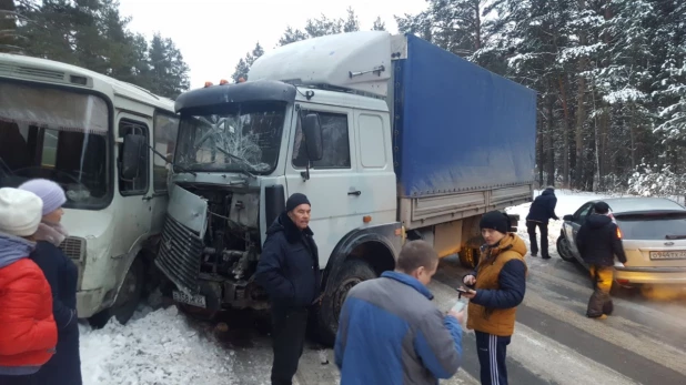 ДТП на Лесном тракте, 9 января 2018.