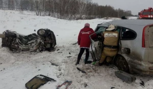 В жутком ДТП на трассе Новосибирск-Барнаул погибли 6 человек.
