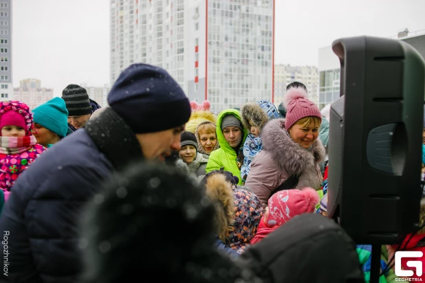 Большой новогодний праздник 