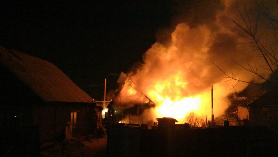 Пожар в Барнауле (ул. Фурманово, 5).