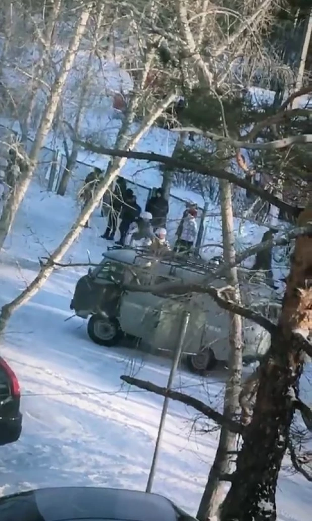 В Улан-Удэ девятиклассник напал на семиклассников и поджег помещение. 19 января 2017 года.