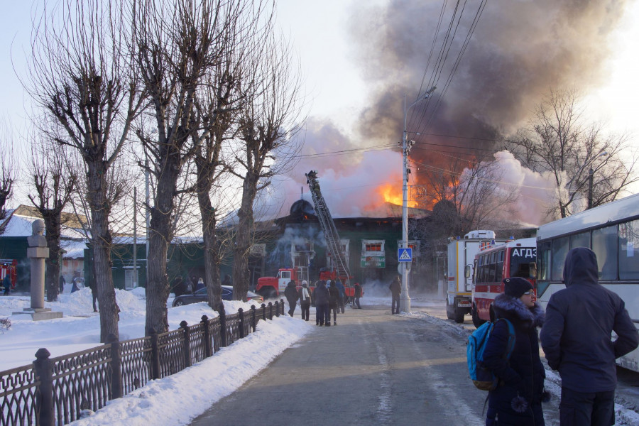 В Барнауле горела контора купца Морозова, 21 января 2018.
