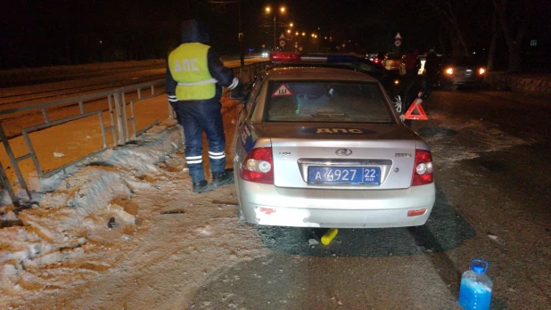 В Барнуле в ночь с 27 на 28 января двое пьяных водителей попали в ДТП.