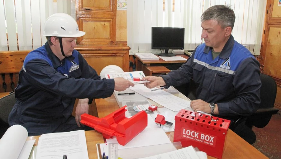 Алтай-Кокс заботится о безопасных условиях труда