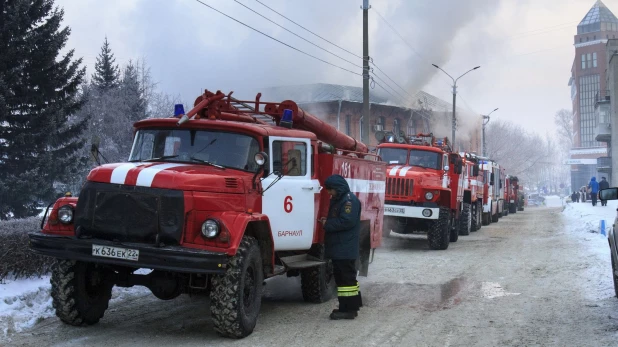 Пожар в "Доме афганца" в Барнауле.