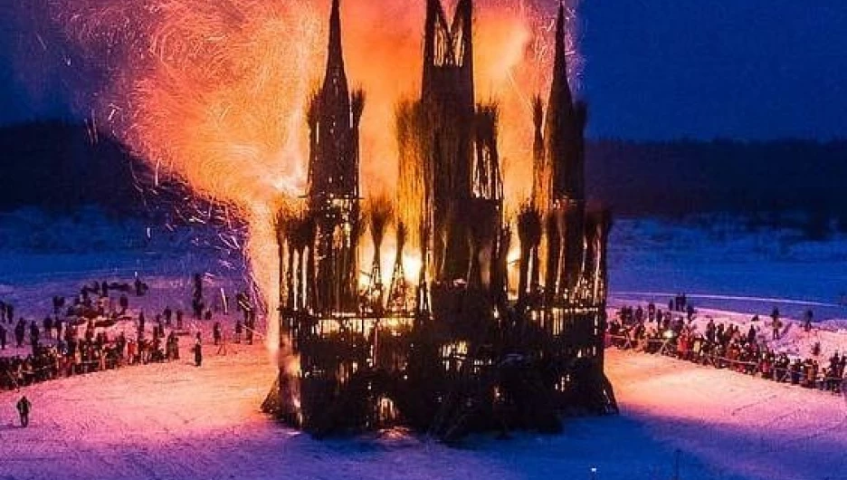 Сожжение католического собора под Калугой на Масленицу.
