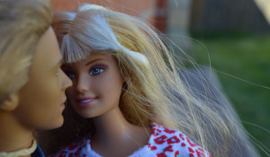 Барби и Кен.