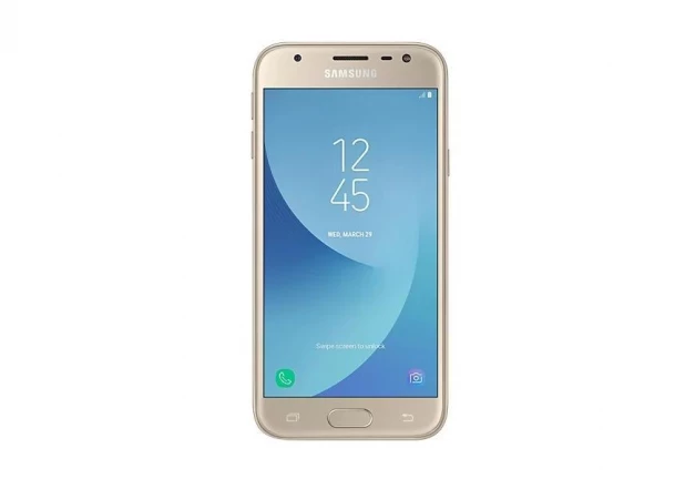 Смартфон Samsung Galaxy J3.