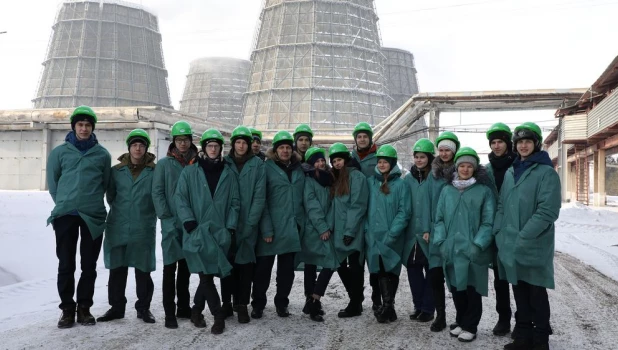 Алтай-Кокс открыл сезон экскурсий.