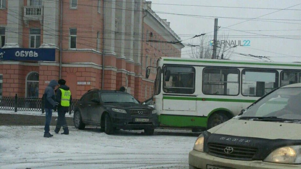 ДТП на площади Октября