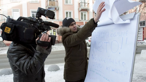 Барнаульцы рассказали ведущему Первого канала Валерию Фадееву #чтонужно сделать в городе. 2 марта 2018 года.