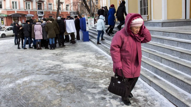 Барнаульцы рассказали ведущему Первого канала Валерию Фадееву #чтонужно сделать в городе. 2 марта 2018 года.