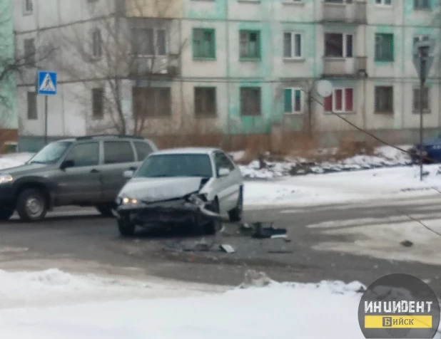 В Бийске произошла массовая авария. 5 марта 2018 года.