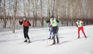 На Алтай-Коксе состоялась лыжная эстафета.