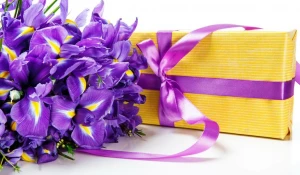 "Династия Девелопмент" поздравляет женщин с самым красивым и романтичным праздником.