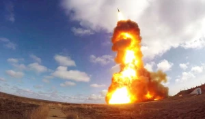 Испытательный пуск новой модернизированной ракеты российской системы.