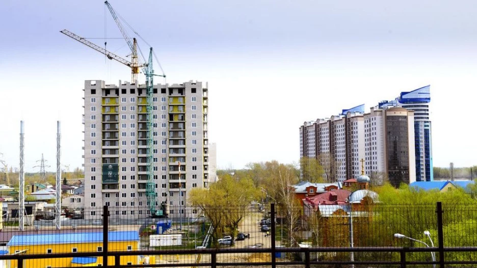 Вид на Барнаул. Новостройки. Речной вокзал.