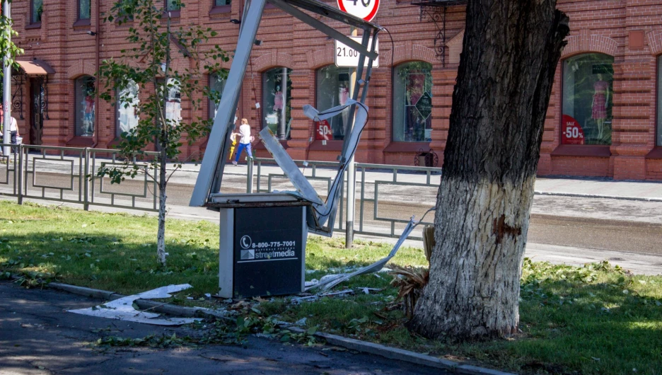 Последствия шторма в Барнауле.