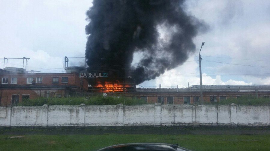 Пожар на территории Шинного завода.