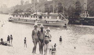 Пляж на Ковше. 60-е годы