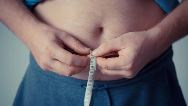 Может ли лишний вес у мужчины мешать наступлению беременности?
