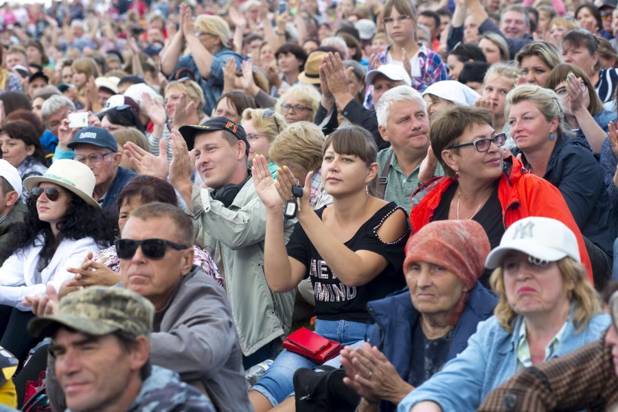 Концерт Пелагеи в Сростках на Шукшинском фестивале.