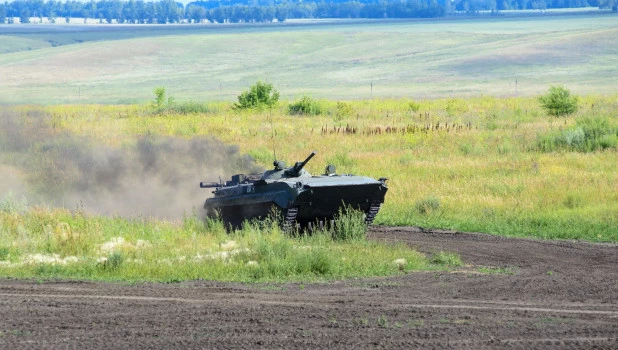 На военном полигоне в Алтайском крае.