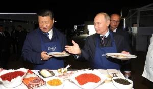 Владимир Путин и лидер КНР Си Цзиньпин.