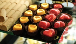 Сладости. Диета. Конфеты. Кондитерская.