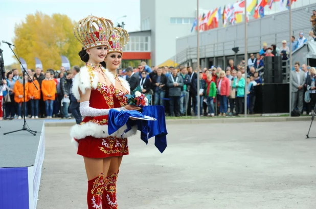 На барнаульском гребном канале стартовал международный "Кубок Чемпионов"  