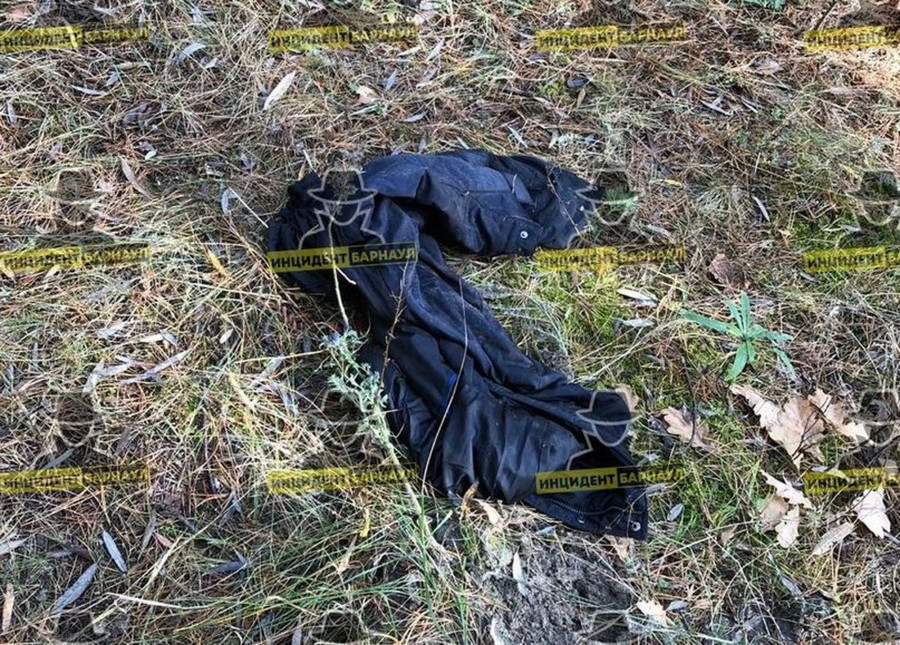 Фотографии с места, где обнаружили труп похищенного барнаульца.