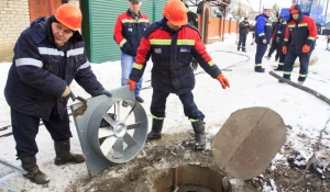 Учения СГК на ул. Новгородской в Барнауле.