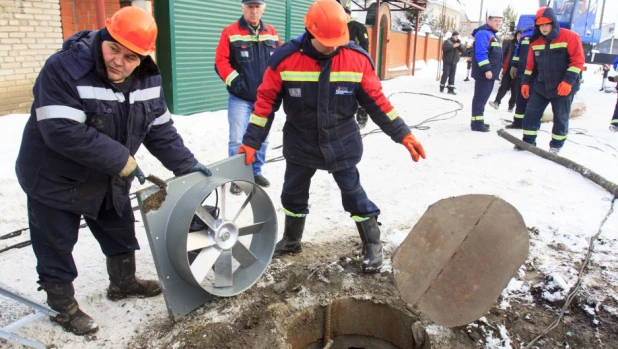 Учения СГК на ул. Новгородской в Барнауле.