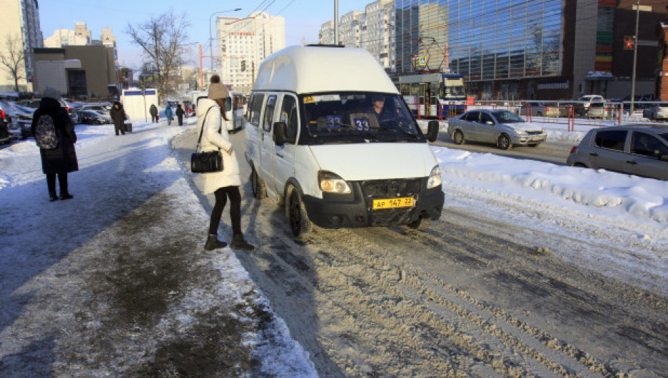 В Барнауле сменили перевозчика на маршруте №33, но лучше не стало