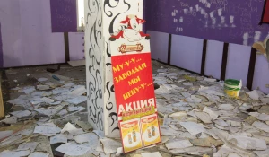 бывший магазин "Угринич" давно оккупировали бомжи и пьяницы 