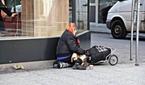 Бедность. Бездомные.