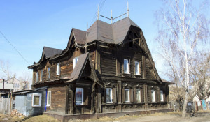 Дом Лесневского, ул. Ползунова, 56. Весна 2019 года.
