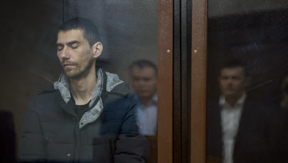 Суд выносит приговор Александру Руденко.