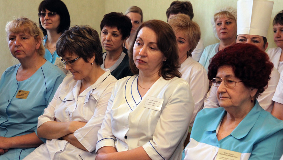 Медсестры и врачи в Камне-на-Оби.