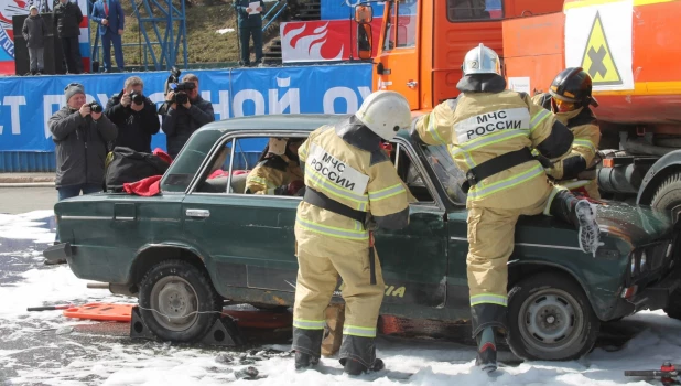 Юбилей пожарной службы.