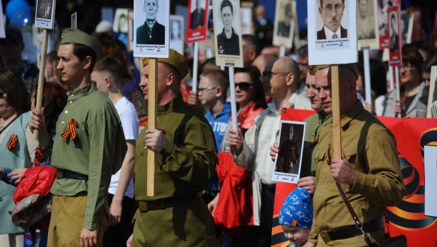 "Бессмертный полк" в Барнауле. 2019 год.