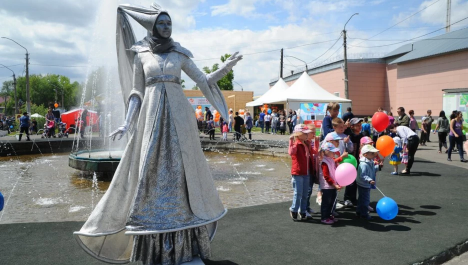 День защиты детей в Центральном парке Барнаула.