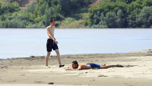 Алтайские депутаты запретили детям находиться на водоемах без сопровождения взрослых