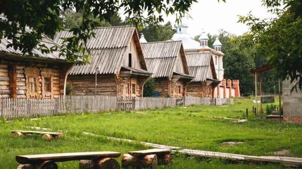 Архив фото базы отдыха "Русский дом"