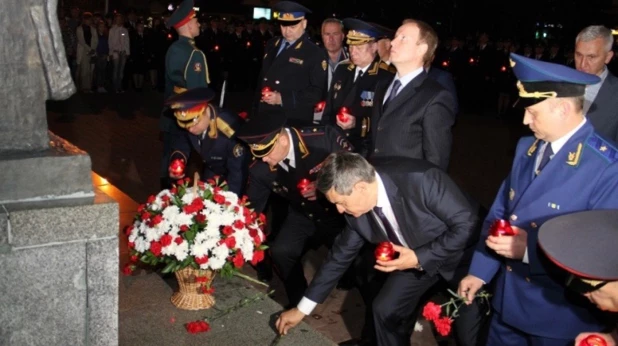 Памятная акция "Свеча памяти". Барнаул, 21 июня, 2019 год.