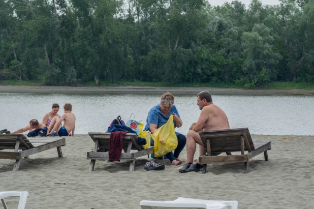 Открытие городского пляжа на острове Помазкин в Барнауле. 29 июня 2019 год